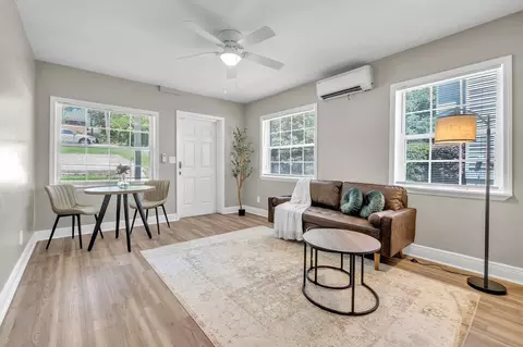 908 Buena Vista Dr #1382991P, Tallahassee, FL 32304