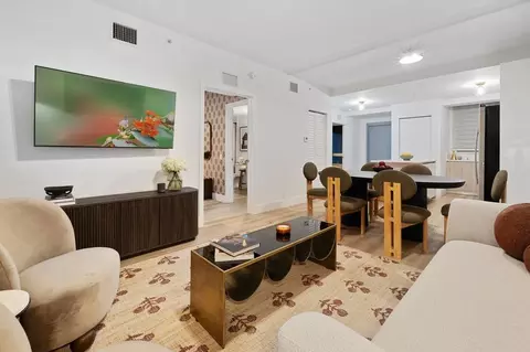 1542 NW 2nd St #1388873P, Miami, FL 33125
