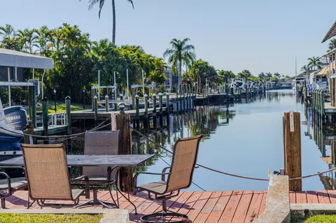 1106 SW 52nd St, Cape Coral, FL 33914