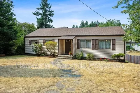 1911 Jacobsen Blvd, Bremerton, WA 98310