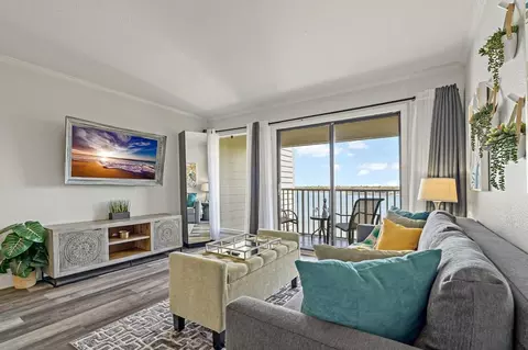 2502 N Rocky Point Dr #1272819P, Tampa, FL 33607