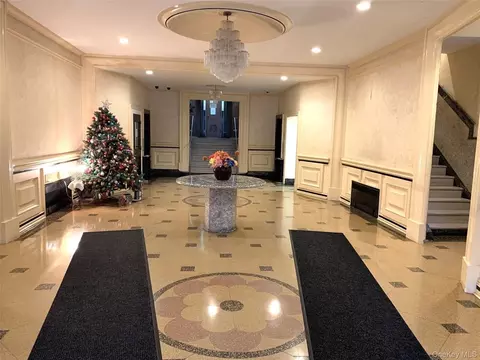 65 Lincoln Blvd # D17, Long Beach, NY 11561