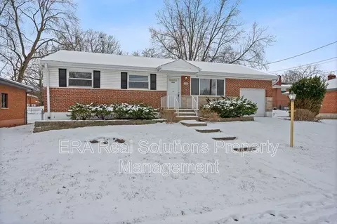 1063 Thunderbird Ave, Finneytown, OH 45231
