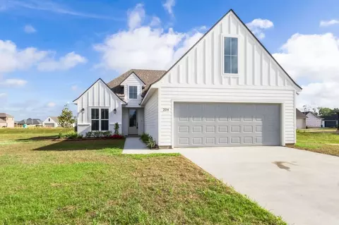 204 Benson Grove Dr, Youngsville, LA 70592