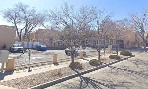 706 Fruit Ave NW #A, Albuquerque, NM 87102