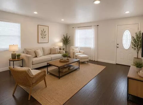 847 W Gage Ave #1, Los Angeles, CA 90044