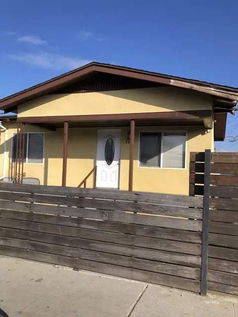 847 W Gage Ave #1, Los Angeles, CA 90044
