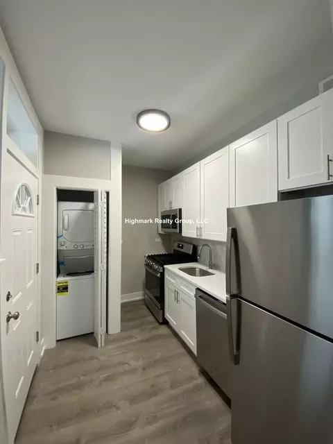 6517 N Newgard Ave #2BA, Chicago, IL 60626