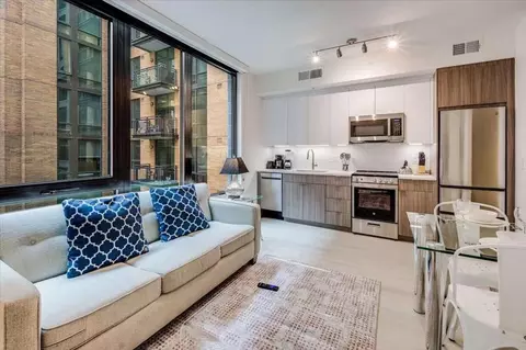 1051 1st St NE #1040256P, Washington, DC 20002