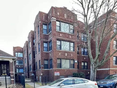 7147 S Constance Ave #2E, Chicago, IL 60649