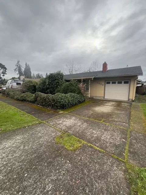 5869 G St, Springfield, OR 97478