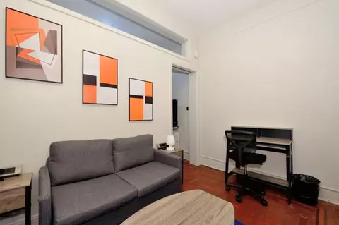 315 E 77th St #1323928P, New York, NY 10075
