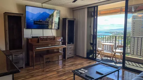 411 Hobron Ln #1327718P, Honolulu, HI 96815