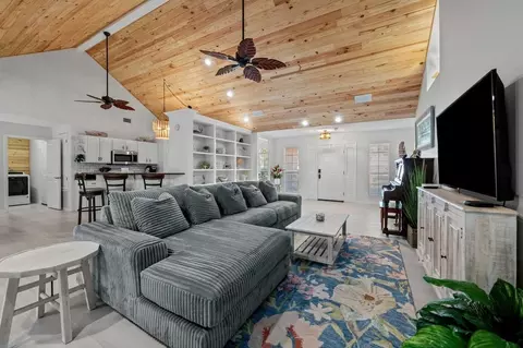 300 Lan Rob Ln #1399874P, Destin, FL 32541