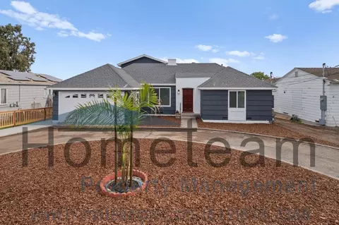 81 2nd Ave, Chula Vista, CA 91910