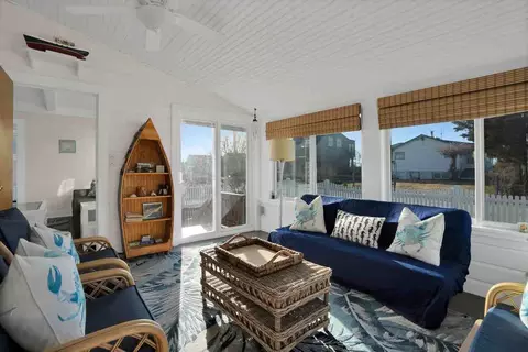 415 Sound Ave #1429743P, Mattituck, NY 11952