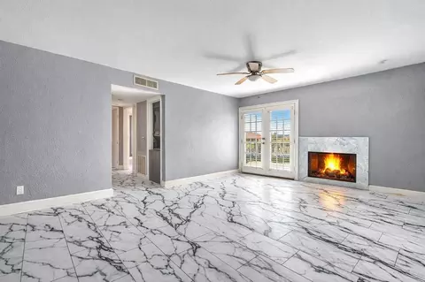 12500 Sandpiper Dr, Houston, TX 77035