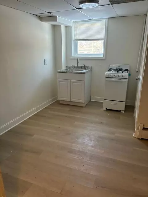 1800 Garrett Rd #B3, Lansdowne, PA 19050