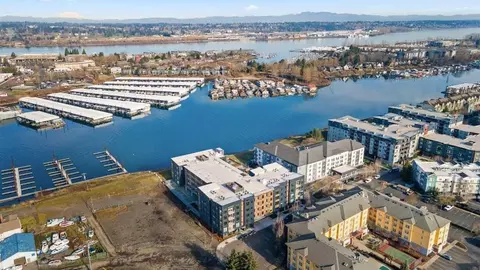 1245 N Anchor Way, Portland, OR 97217