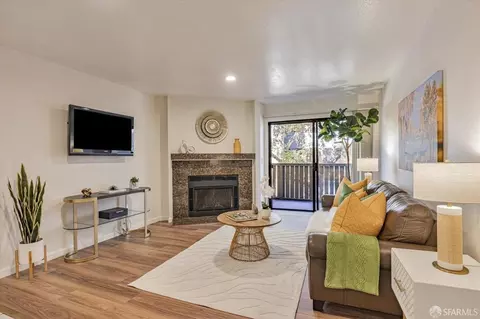 1 E Broadway #U257Q, Long Beach, NY 11561