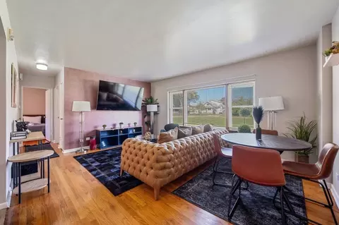 30 W Burlington Ave #1026700P, Westmont, IL 60559