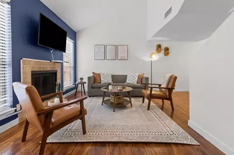 708 S 1st St #1422350P, Austin, TX 78704