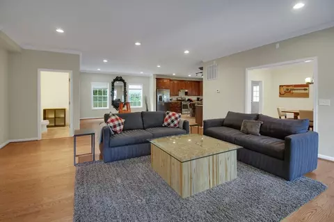 6799 Wilson Blvd #1395514P, Falls Church, VA 22044