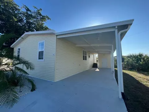 3 Eland Dr #003, North Fort Myers, FL 33917