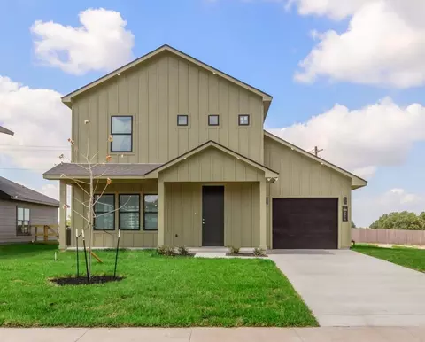 3013 Alpha Wolf Ct, College Station, TX 77845