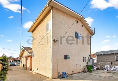 1122 Southkingsley Dr, Los Angeles, CA 90006