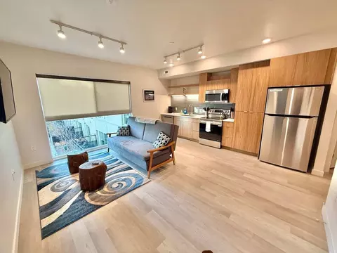360 W 200 S #1389248P, Salt Lake City, UT 84101