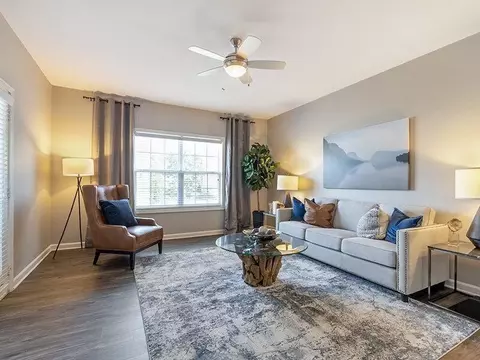 8800 Hollow Creek Cir, Charlotte, NC 28262