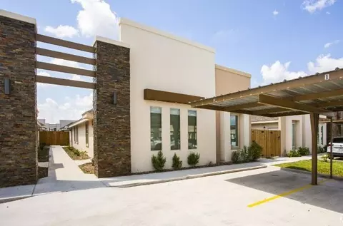 1417 Coyote Hls #1, Edinburg, TX 78541