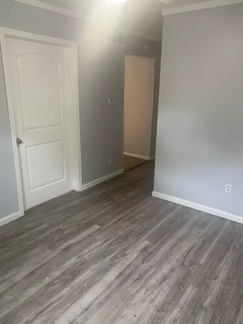 1910 Agnes St, Saint Louis, MO 63107