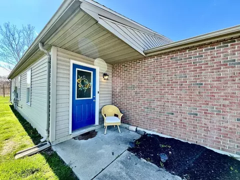 105 Overbrook Dr, Monroe, OH 45050