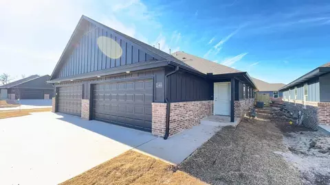 11403 University Dr, Oklahoma City, OK 73114