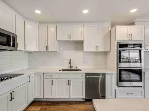 2030 Vallejo St, San Francisco, CA 94123