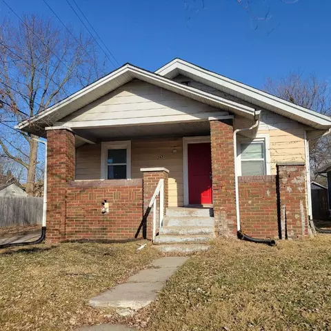 2822 E 18th St, Indianapolis, IN 46218