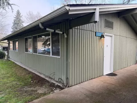 1720 Arthur St, Eugene, OR 97402