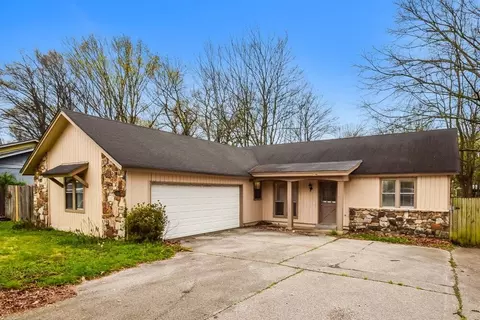 2176 Woodfield Park Rd, Memphis, TN 38134