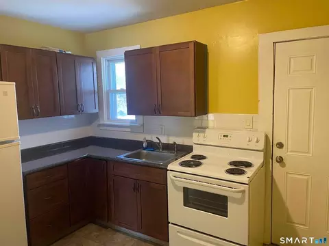 57 Main St Unit D St, Somers, CT 06071