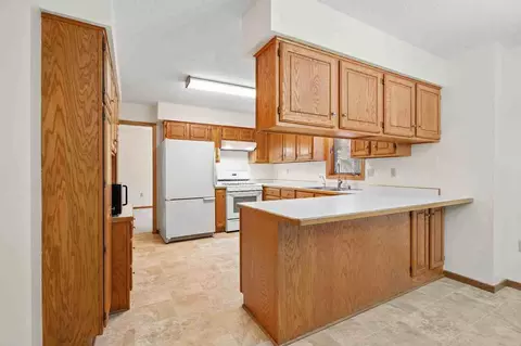 9173 Princeton Rd, Woodbury, MN 55125