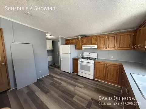 6944 Country Ln, Van Buren Township, MI 48111