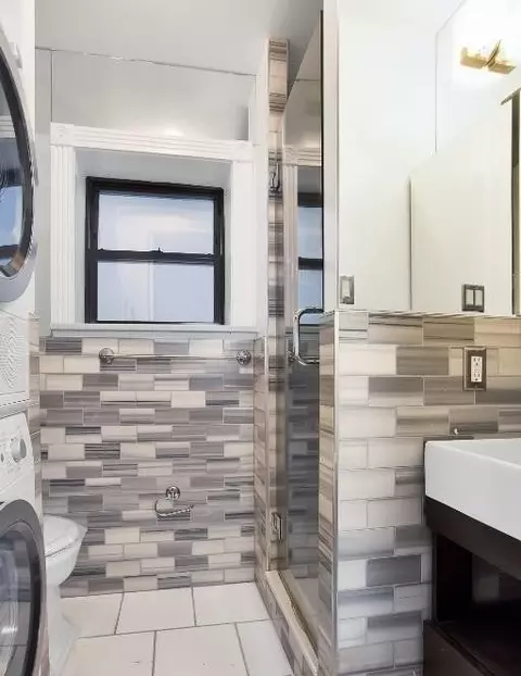 246 Mott St #7, New York, NY 10012