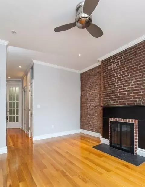 51 Leroy St #2C, New York, NY 10014