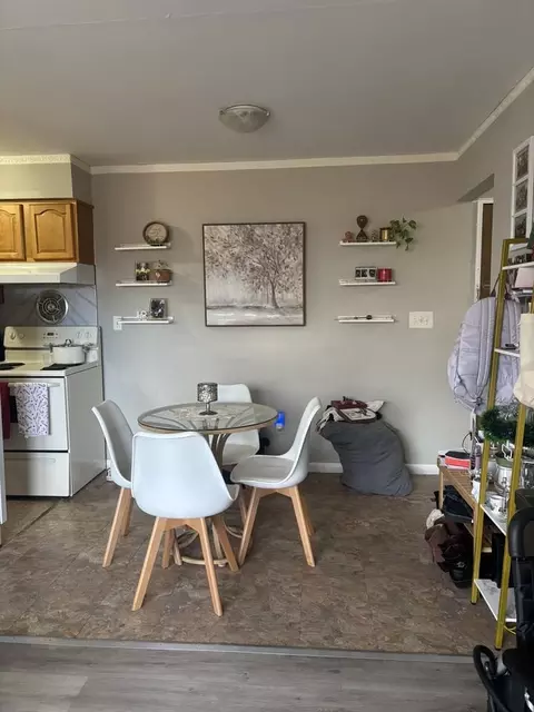 110 68th St #2-E, Guttenberg, NJ 07093