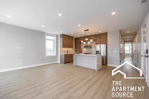2351 W Flournoy St #402, Chicago, IL 60612