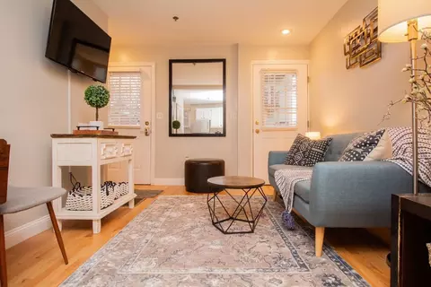 25 Jay St # A, Cambridge, MA 02139