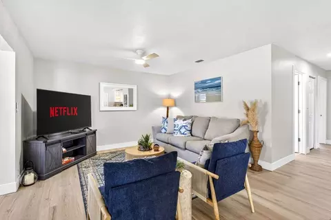 153 Vista Hermosa Cir #1462580P, Sarasota, FL 34242