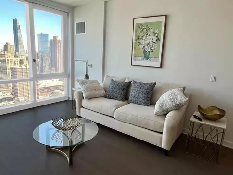408 W 58th St #1461698P, New York, NY 10019